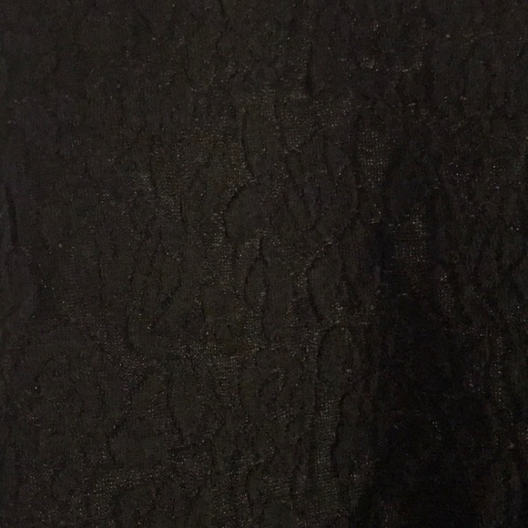 Dress-Style Top Gathered at Waist & Longer in Back - Picture 2 of 8